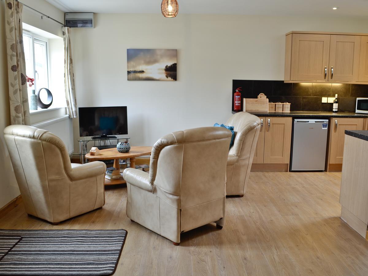 Peach Tree Cottage Winterbourne Steepleton Extérieur photo